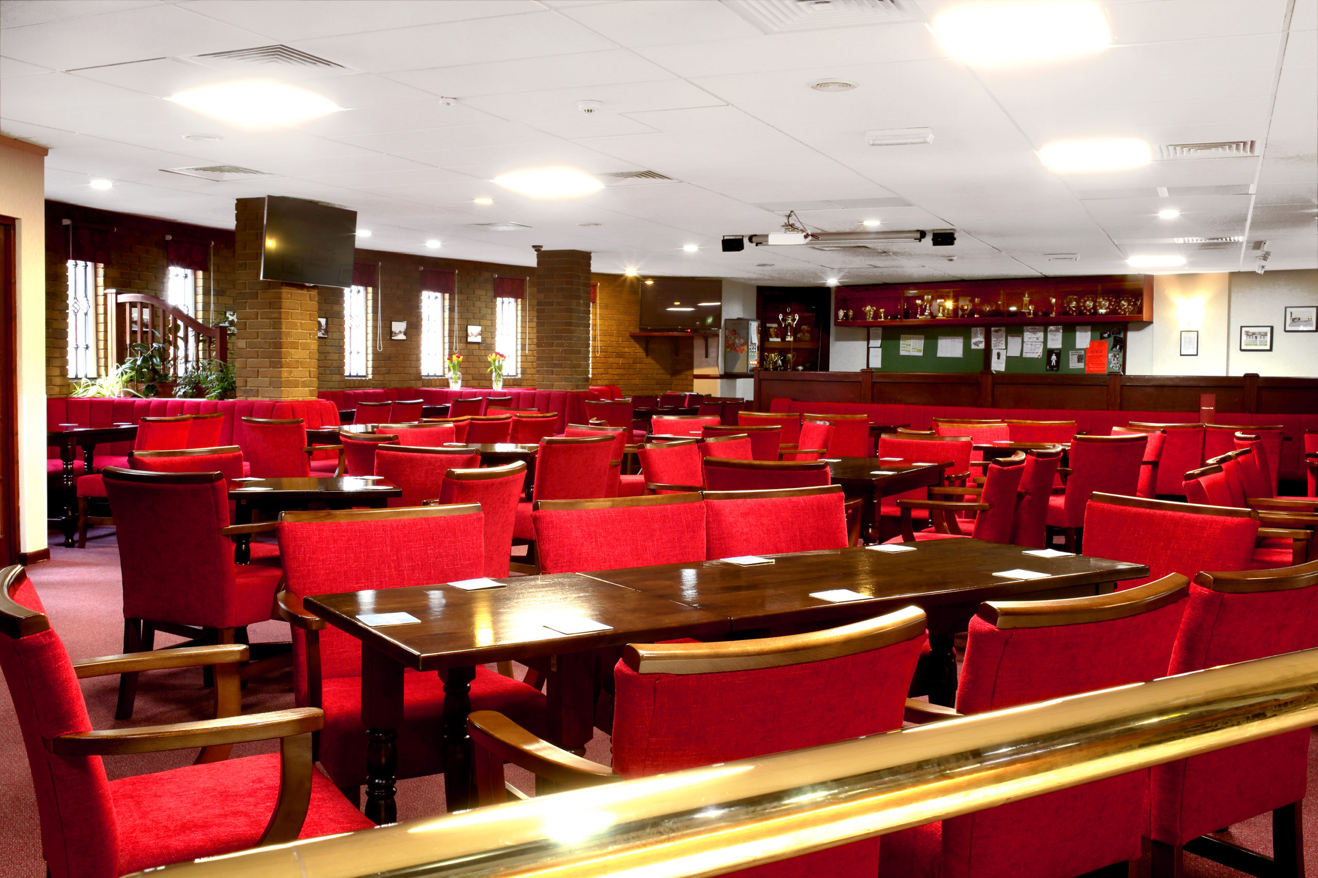 Members Lounge from bar 1 scaled